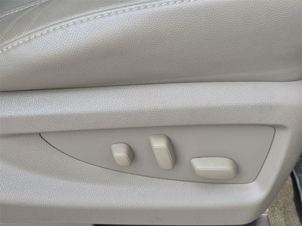 Used 2018 GMC Sierra 1500 SLT image 15