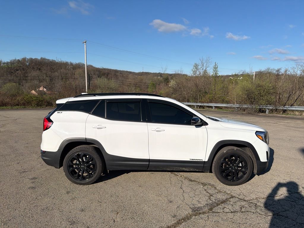 Certified 2020 GMC Terrain SLT w/ Preferred Package image 2