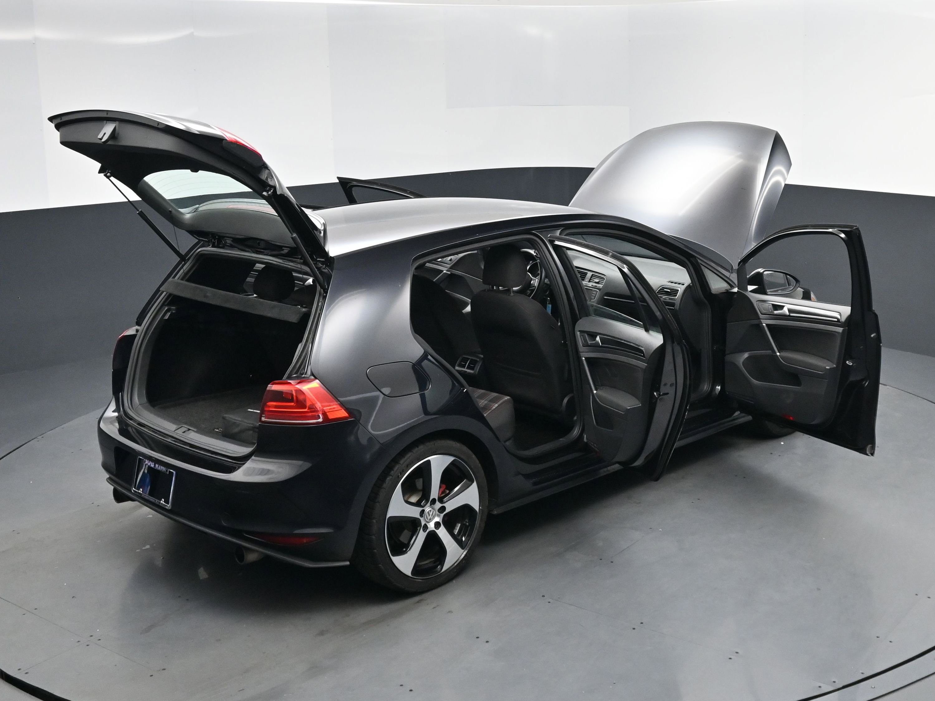 Used 2016 Volkswagen GTI S image 18