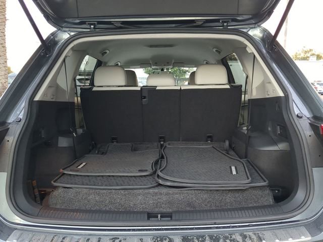 Certified 2021 Volkswagen Tiguan SE image 9