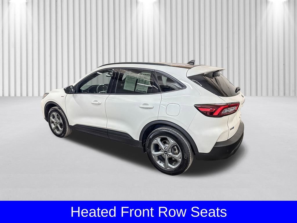 Used 2025 Ford Escape ST-Line w/ Tech Pack #1 image 9