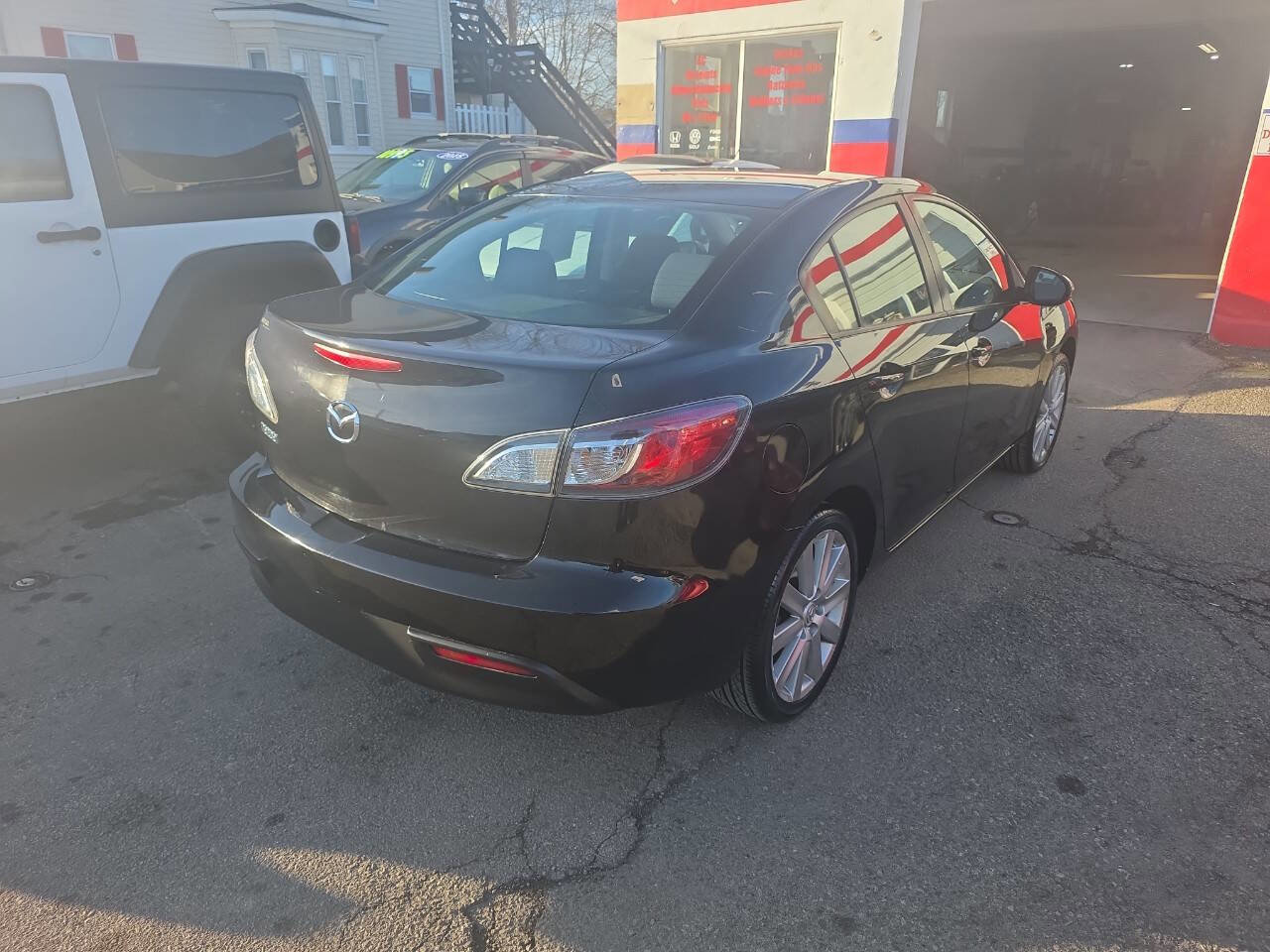 Used 2010 MAZDA MAZDA3 i Touring image 5