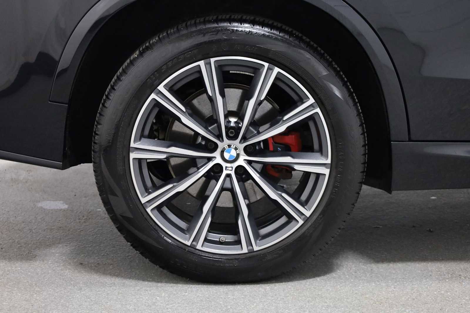 Used 2024 BMW X5 xDrive40i w/ M Sport Package image 36