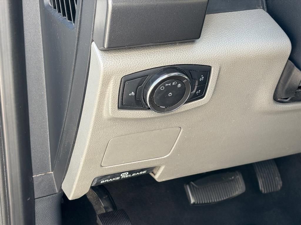 Used 2022 Ford F250 XLT AWD/4WD image 7