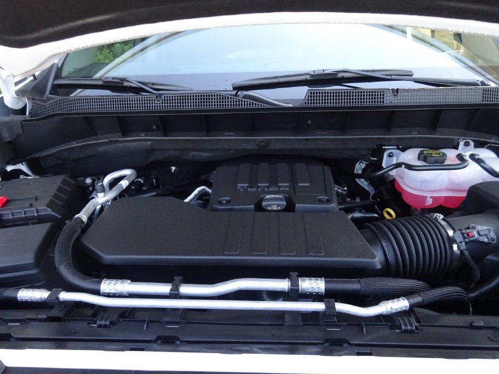 New 2026 Chevrolet Silverado 1500 Custom RWD image 11