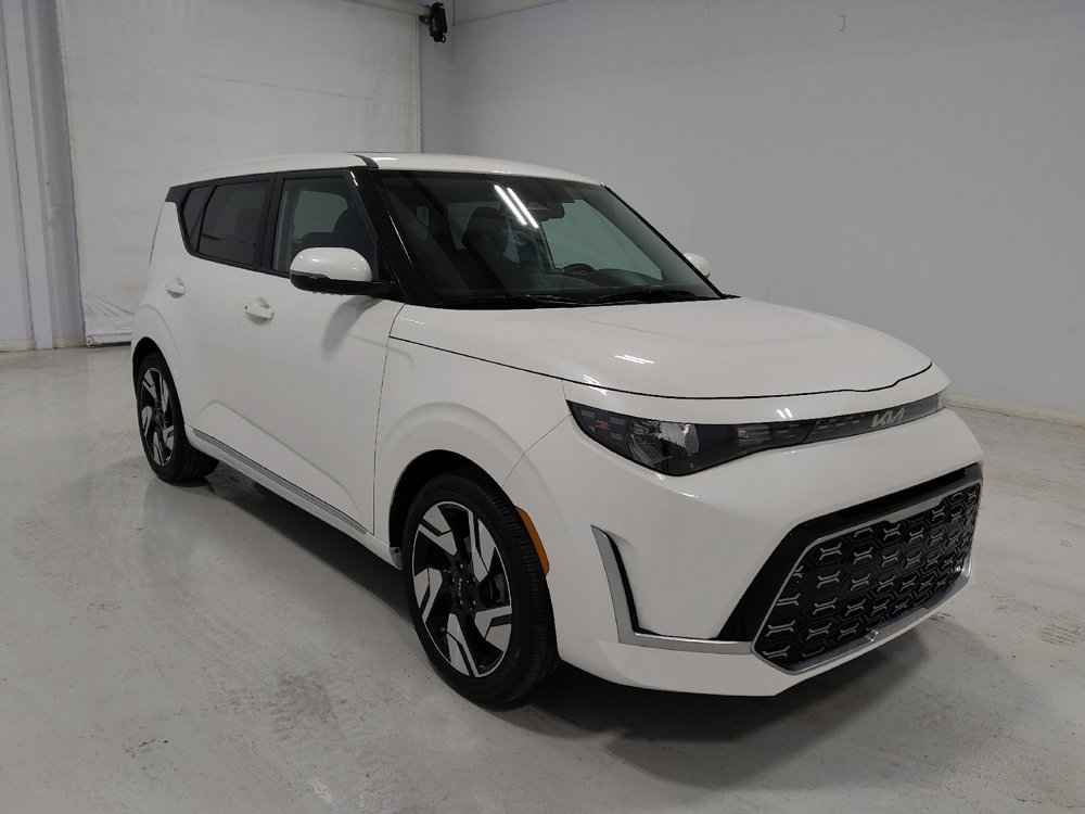 Used 2025 Kia Soul GT-Line image 13