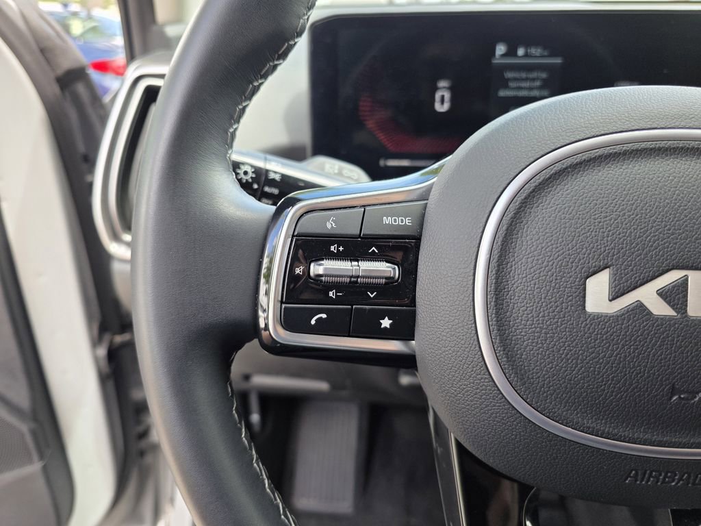 Used 2025 Kia Sorento S w/ Panoramic Sunroof Package image 25
