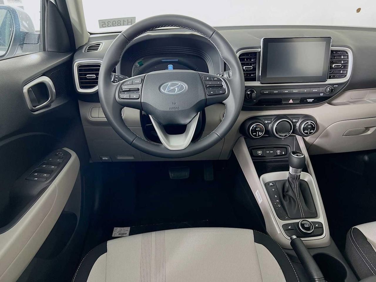 New 2026 Hyundai Venue SEL FWD image 15