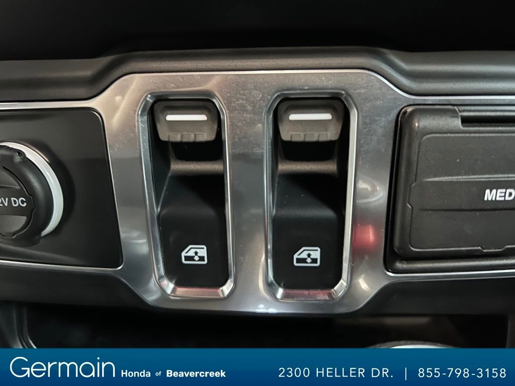 Used 2022 Jeep Wrangler Sport S image 16