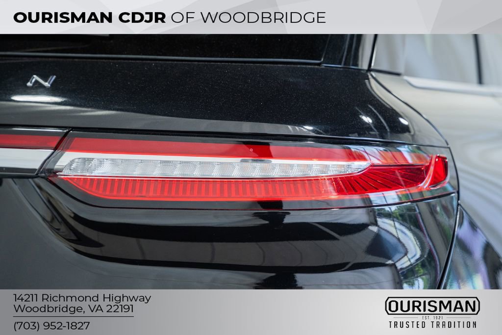 Used 2021 Lincoln Corsair Reserve w/ Equipment Group 201A AWD/4WD image 9