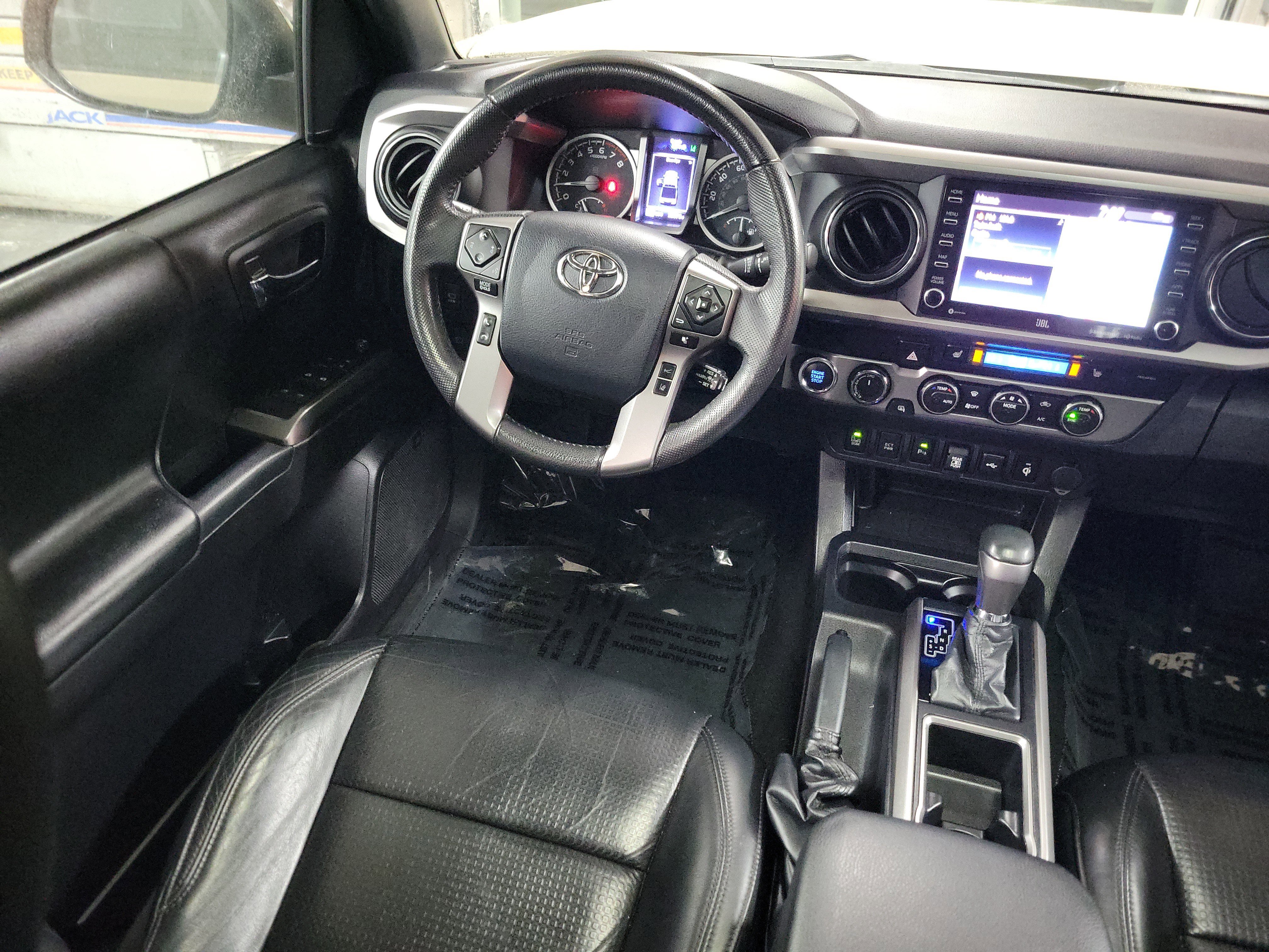 Certified 2020 Toyota Tacoma Limited image 13