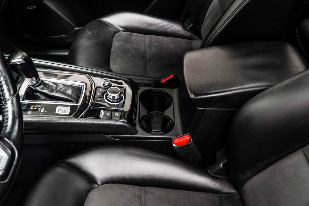 Used 2018 MAZDA CX-5 Touring w/ Preferred Equipment Package image 19