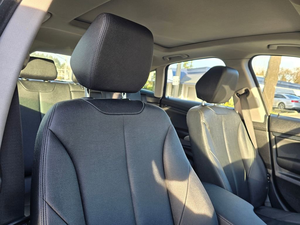 Used 2014 BMW 328i Gran Turismo xDrive image 13