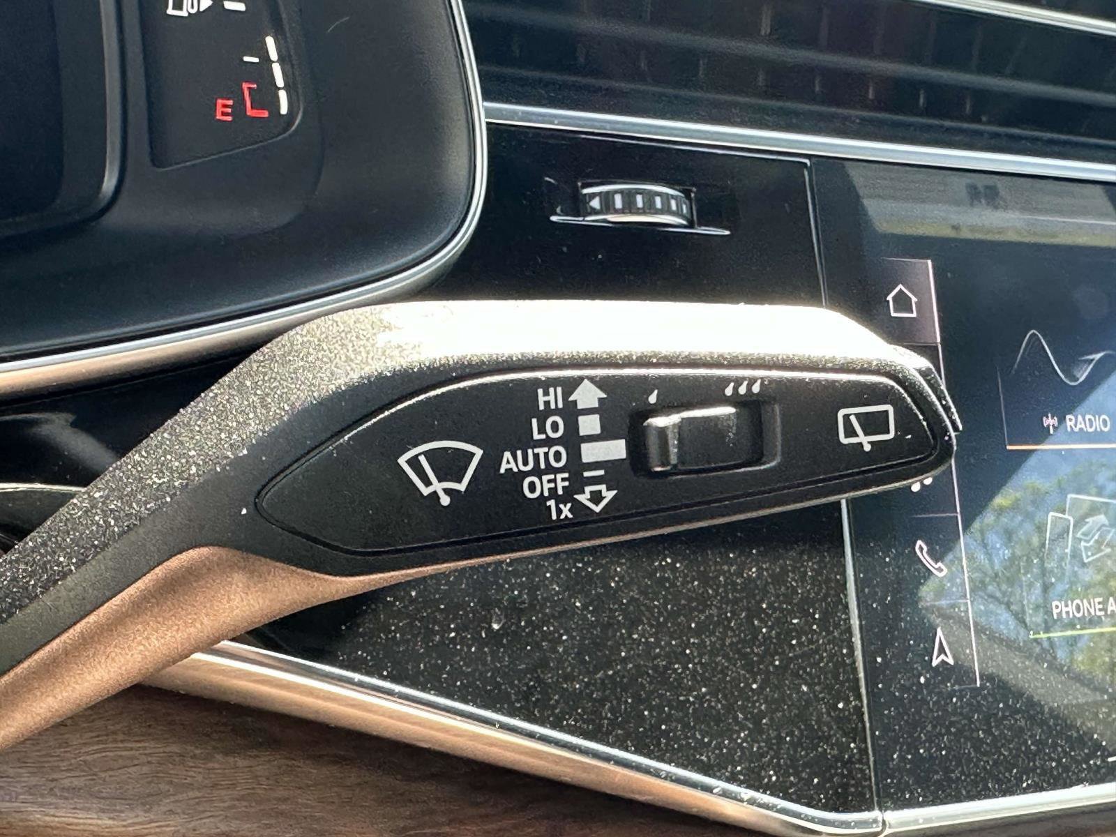 Used 2019 Audi Q8 Premium Plus w/ Premium Plus AWD/4WD image 36