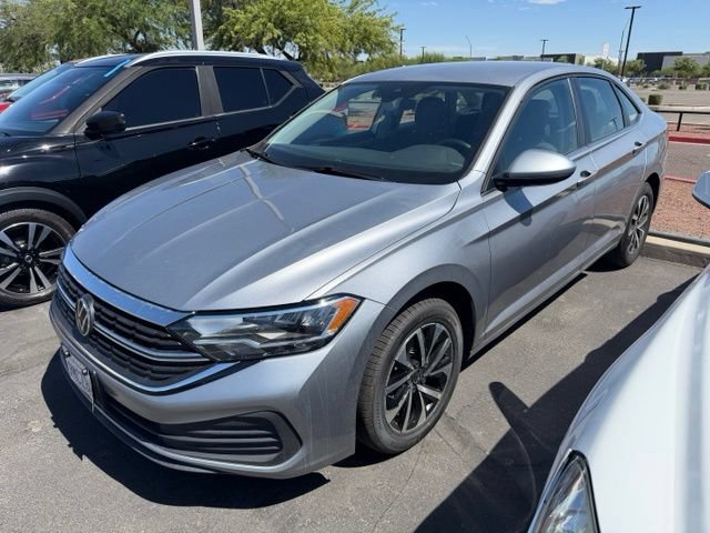 Used 2024 Volkswagen Jetta S FWD image 2
