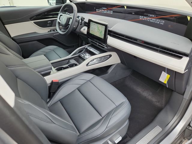 New 2025 Lincoln Nautilus Premier image 14