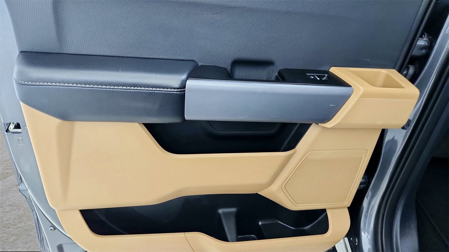 Used 2023 Ford F150 XLT image 23