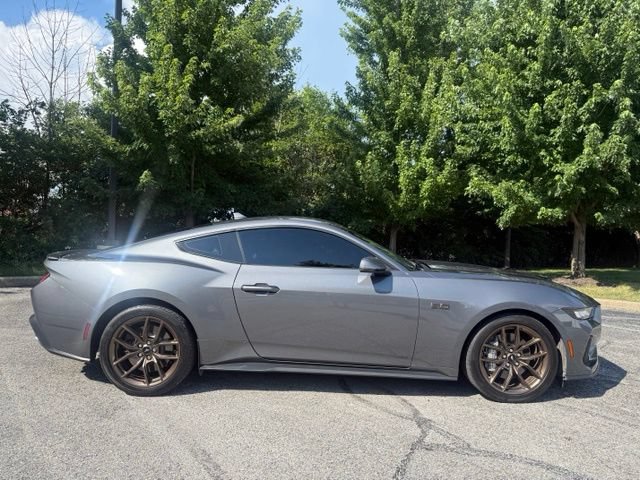 Used 2024 Ford Mustang GT Premium RWD image 2