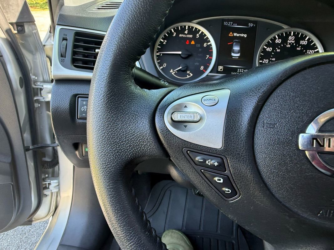 Used 2016 Nissan Sentra SV FWD image 17