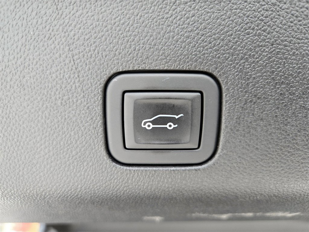 Used 2023 Chevrolet Tahoe RST w/ Luxury Package image 34