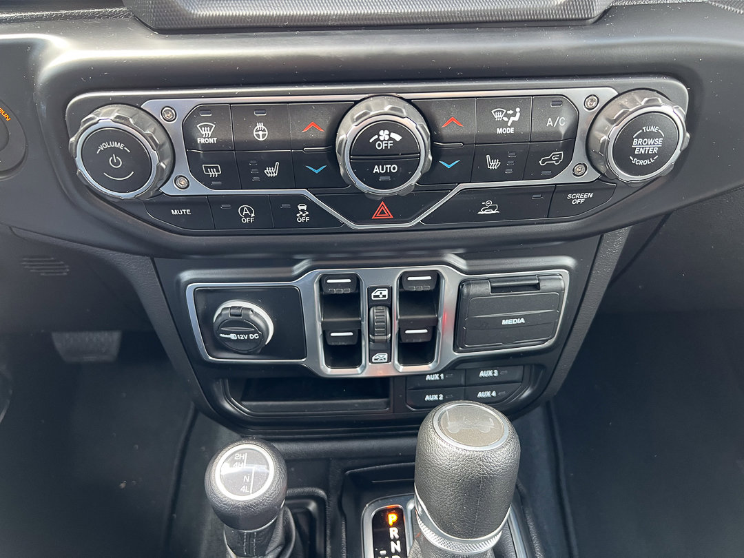 Used 2022 Jeep Wrangler Unlimited Sport AWD/4WD image 19