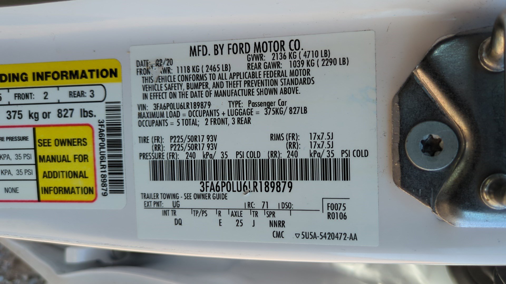 Used 2020 Ford Fusion SE FWD image 32