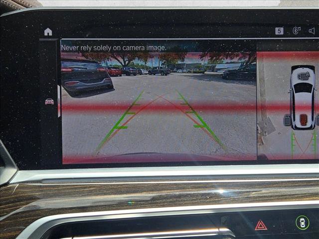 Used 2019 BMW X7 xDrive40i w/ Premium Package AWD/4WD image 14