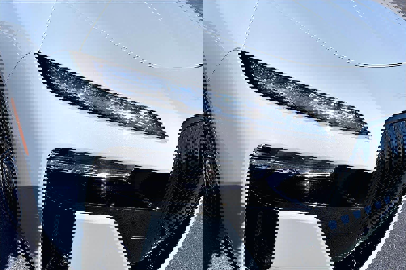 Used 2023 BMW 760i xDrive w/ Executive Package image 28