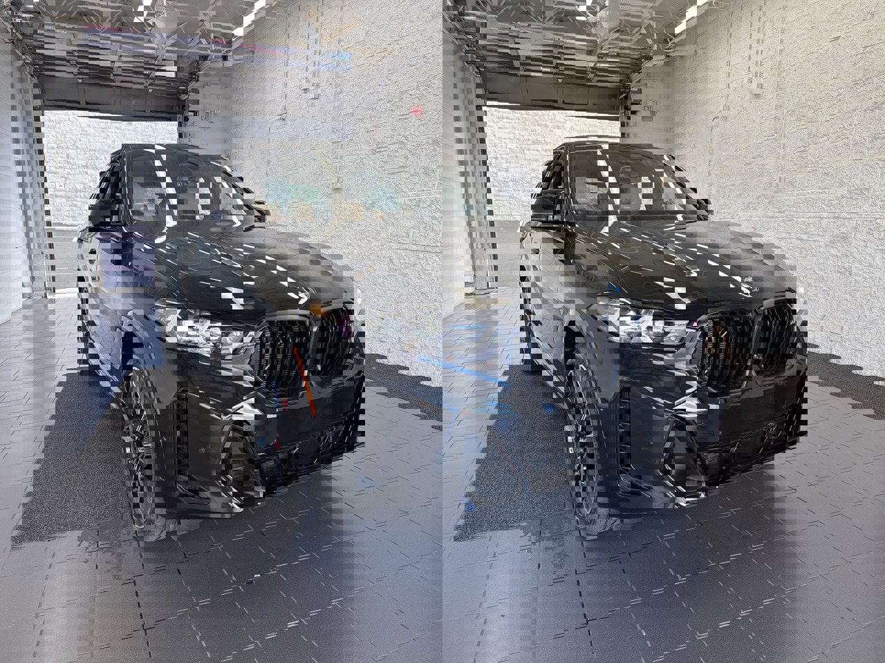 New 2026 BMW X6 M60i image 2