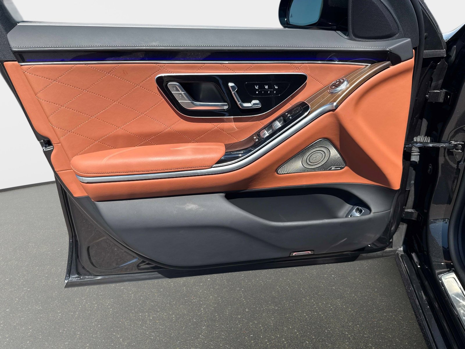 Certified 2024 Mercedes-Benz S 580 4MATIC Sedan image 15