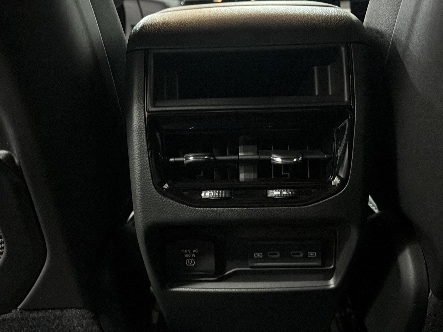 New 2026 Jeep Grand Cherokee Altitude AWD/4WD image 36