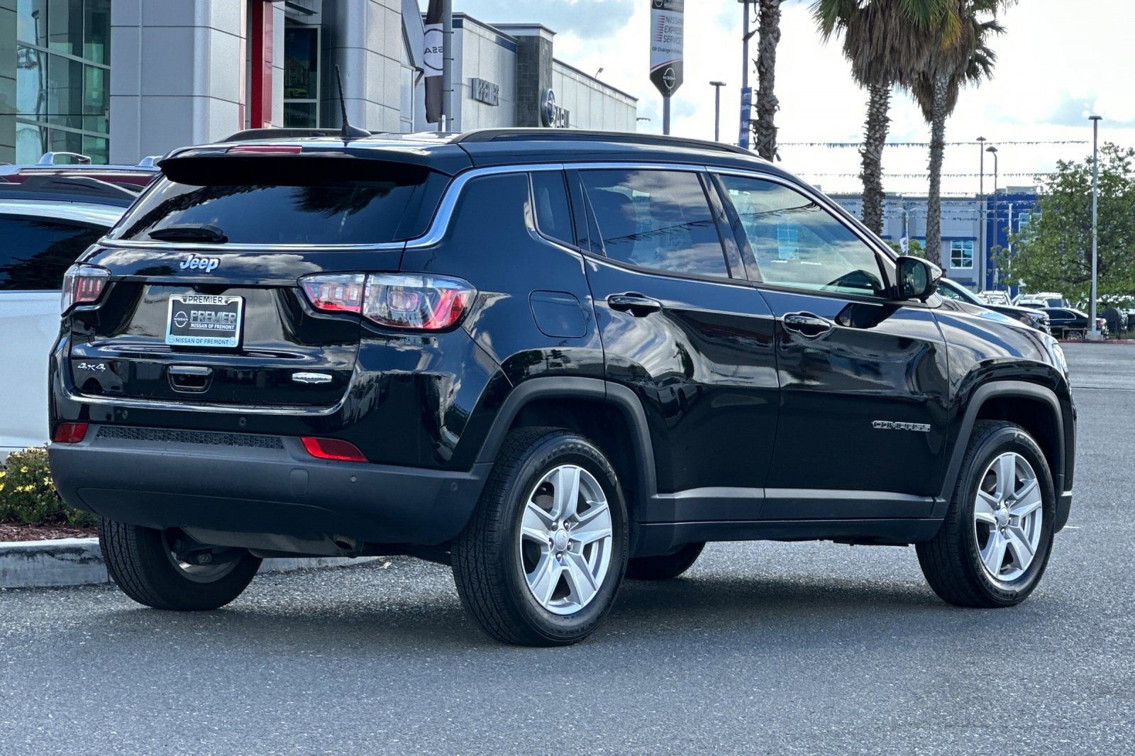 Used 2022 Jeep Compass Latitude w/ Convenience Group image 4