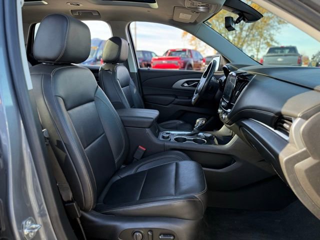 Used 2021 Chevrolet Traverse RS image 19