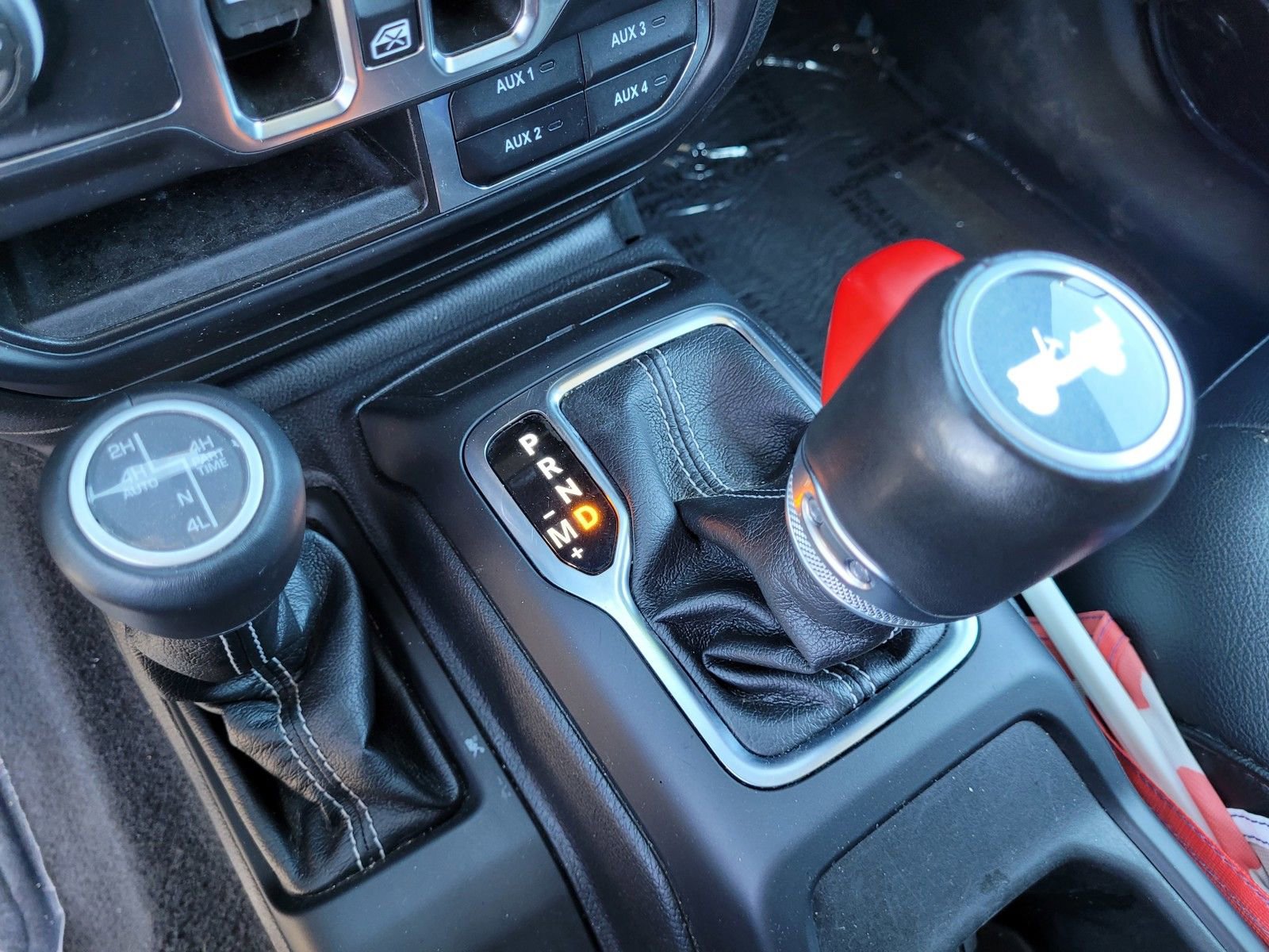 Used 2023 Jeep Wrangler Unlimited Sahara image 15