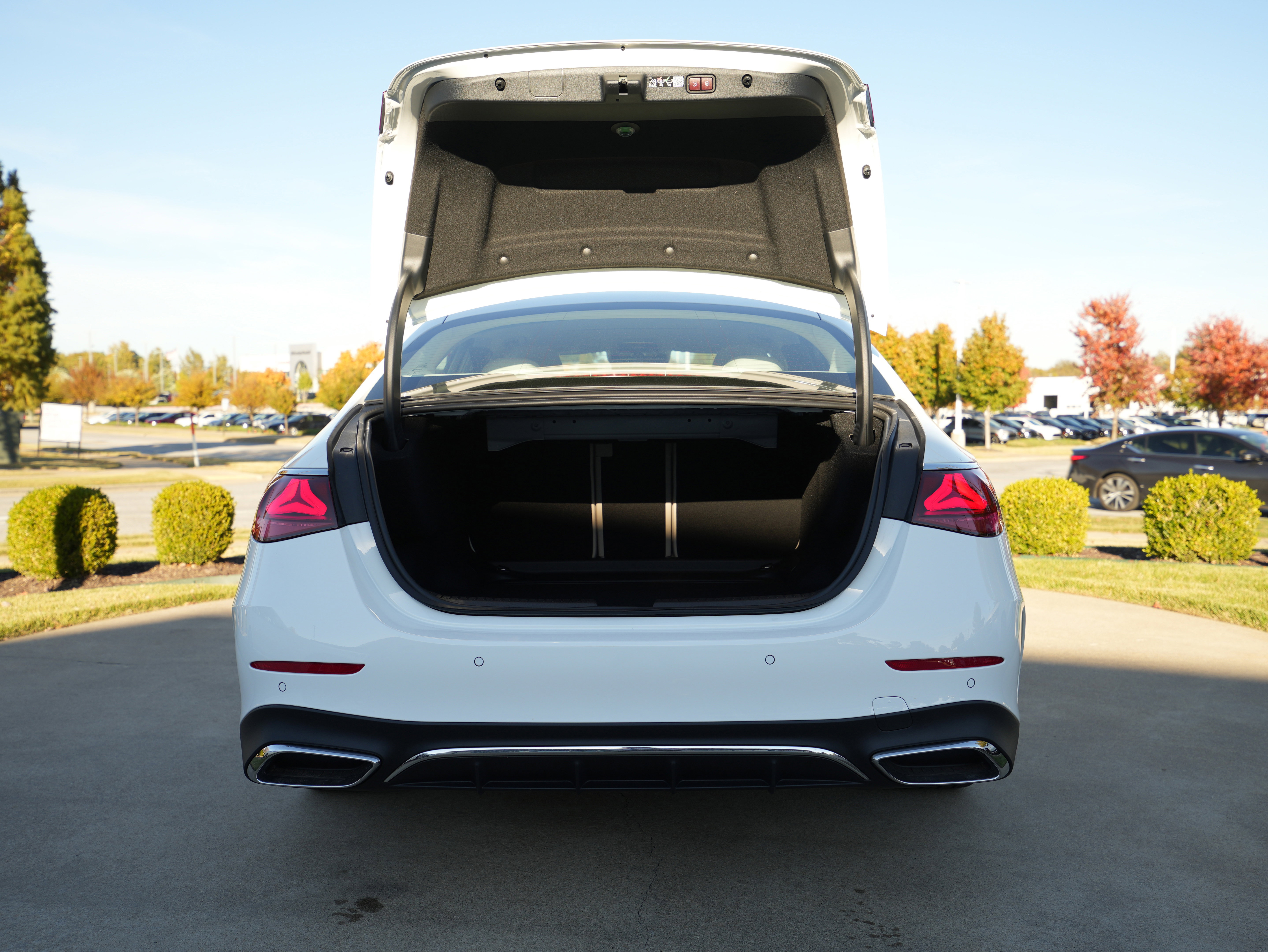 New 2026 Mercedes-Benz E 350 4MATIC Sedan image 15