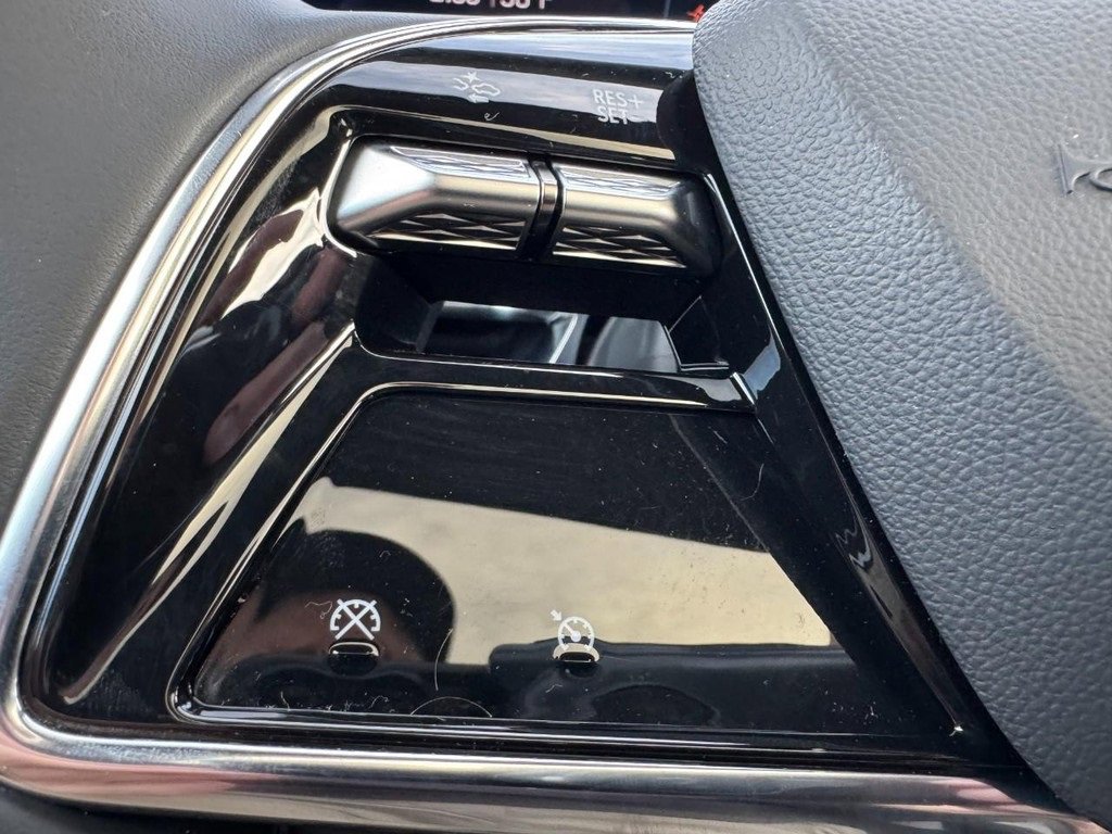 Used 2024 Cadillac Lyriq Tech w/ Driver Assist Package image 16