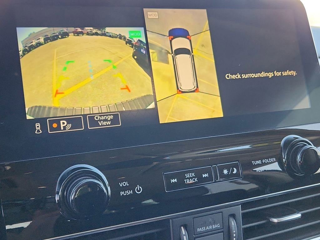 Used 2023 Nissan Armada SL image 26