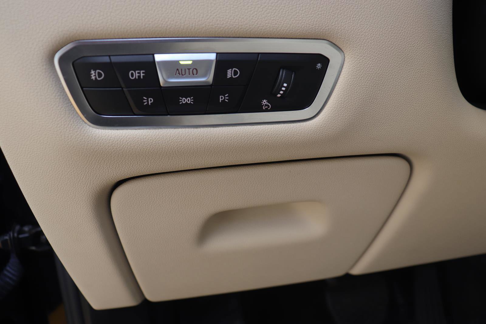 Used 2021 BMW X5 sDrive40i w/ Convenience Package image 26