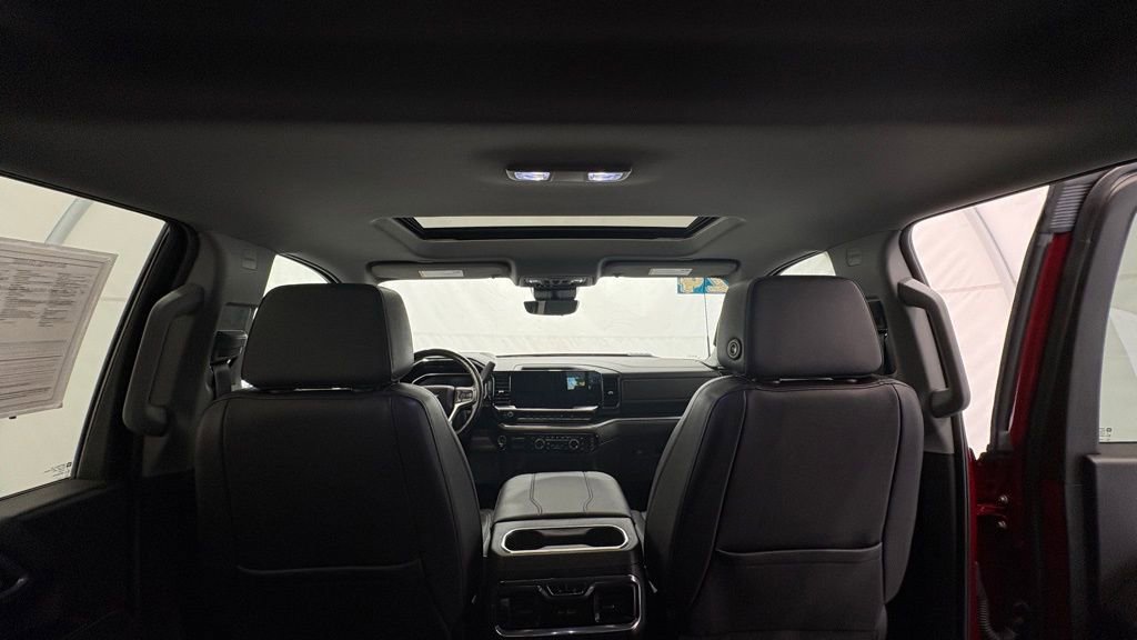 Used 2024 Chevrolet Silverado 2500 LTZ w/ LTZ Plus Package image 32