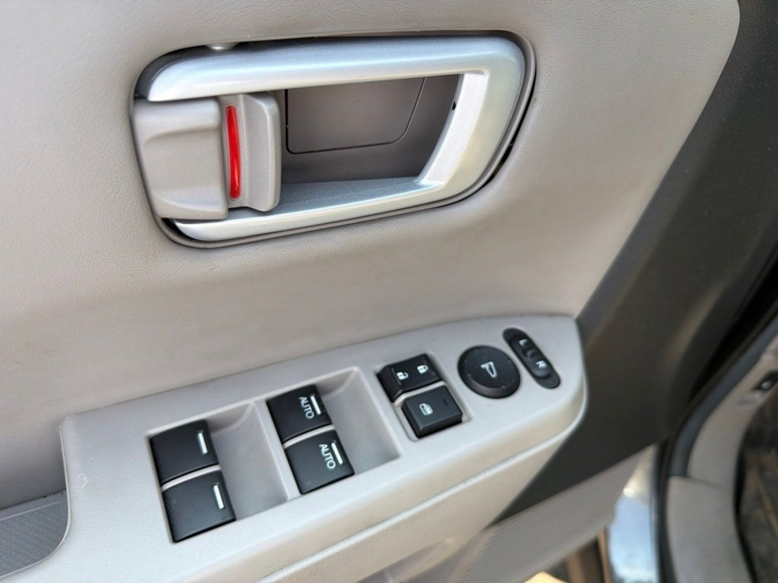 Used 2012 Honda Pilot EX-L image 16