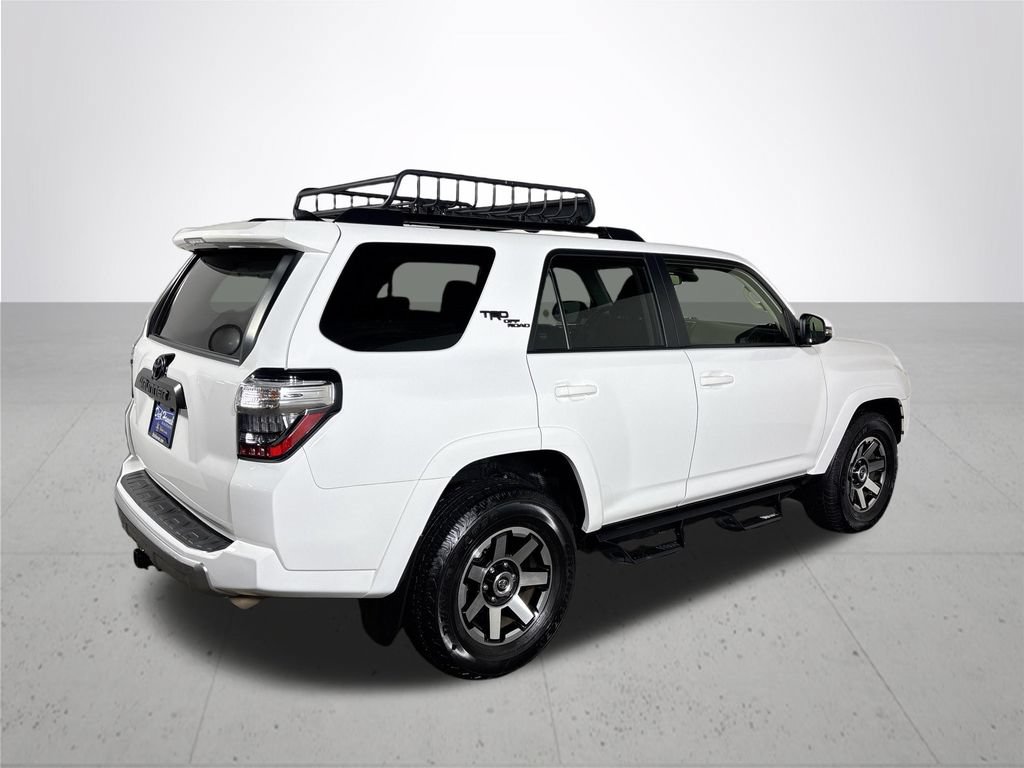 Used 2023 Toyota 4Runner TRD Off-Road Premium w/ Moonroof Package AWD/4WD image 6