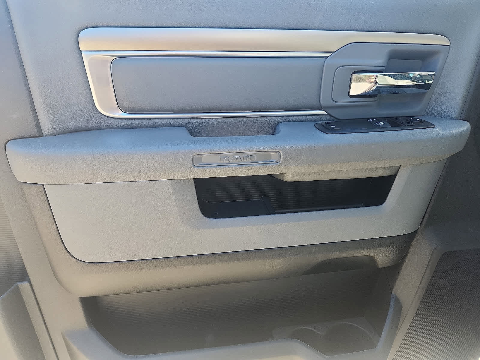 Used 2020 RAM 1500 Tradesman w/ Power & Remote Entry Group image 12