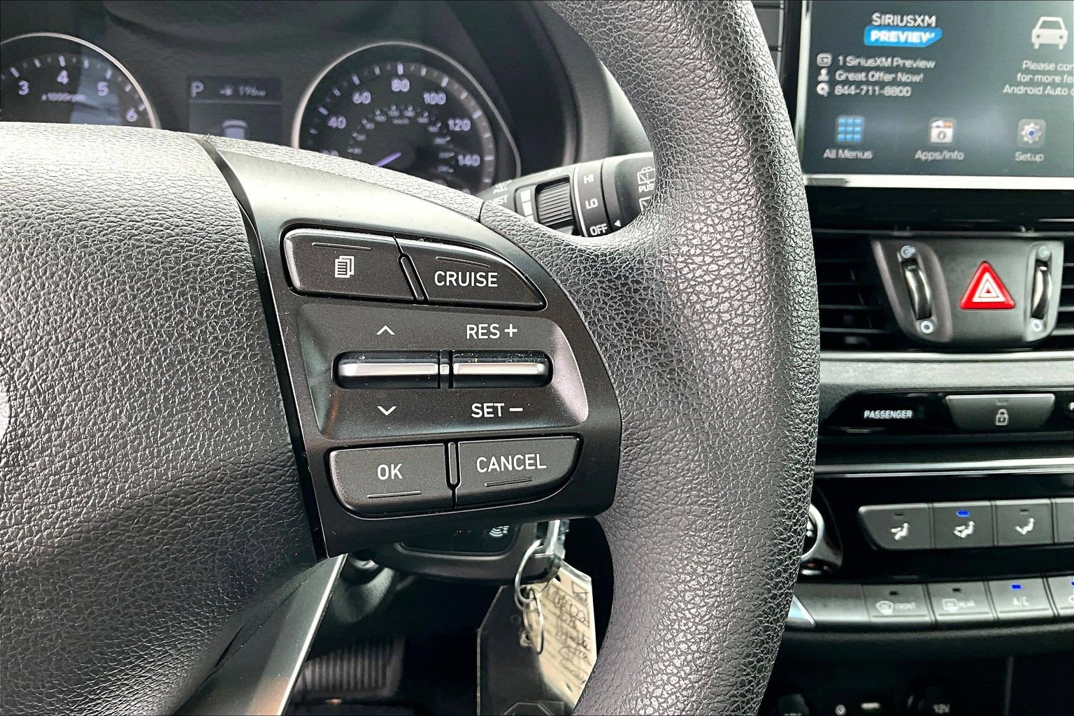 Used 2018 Hyundai Elantra GT FWD image 12