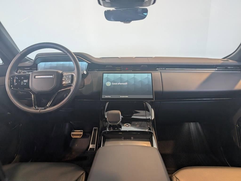 Used 2025 Land Rover Range Rover Sport Dynamic SE image 13