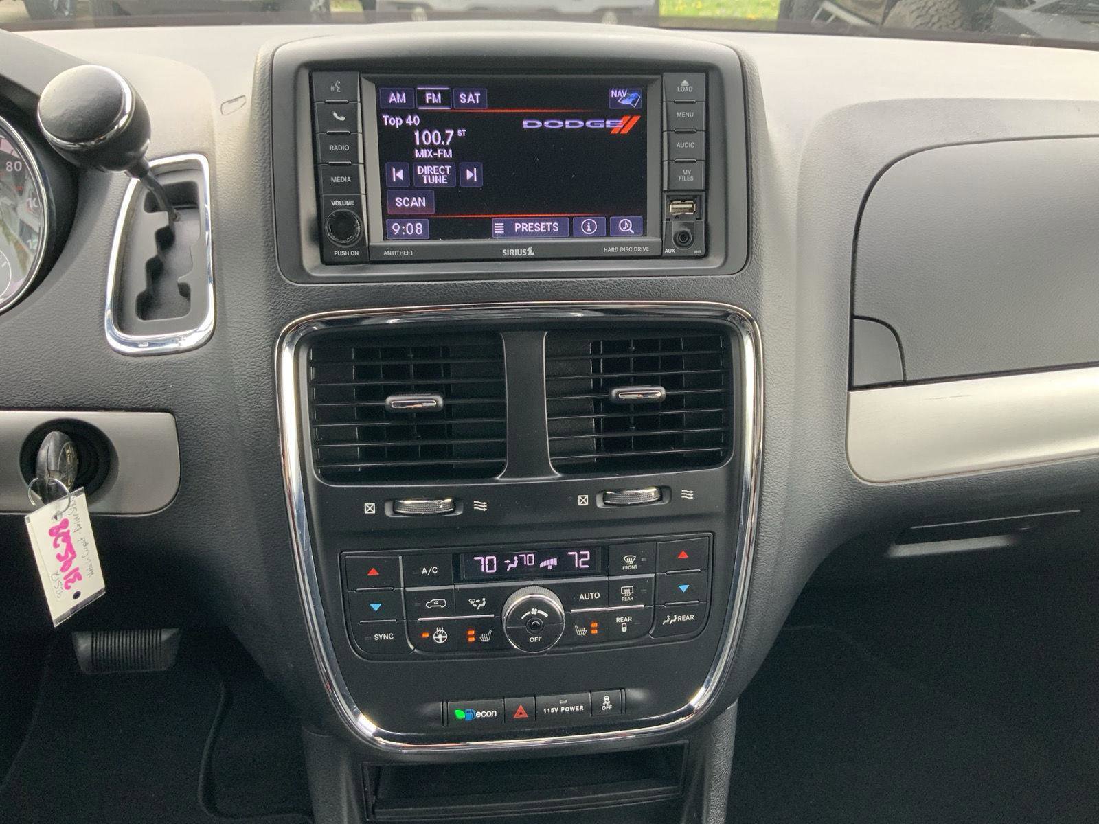 Used 2020 Dodge Grand Caravan GT image 32