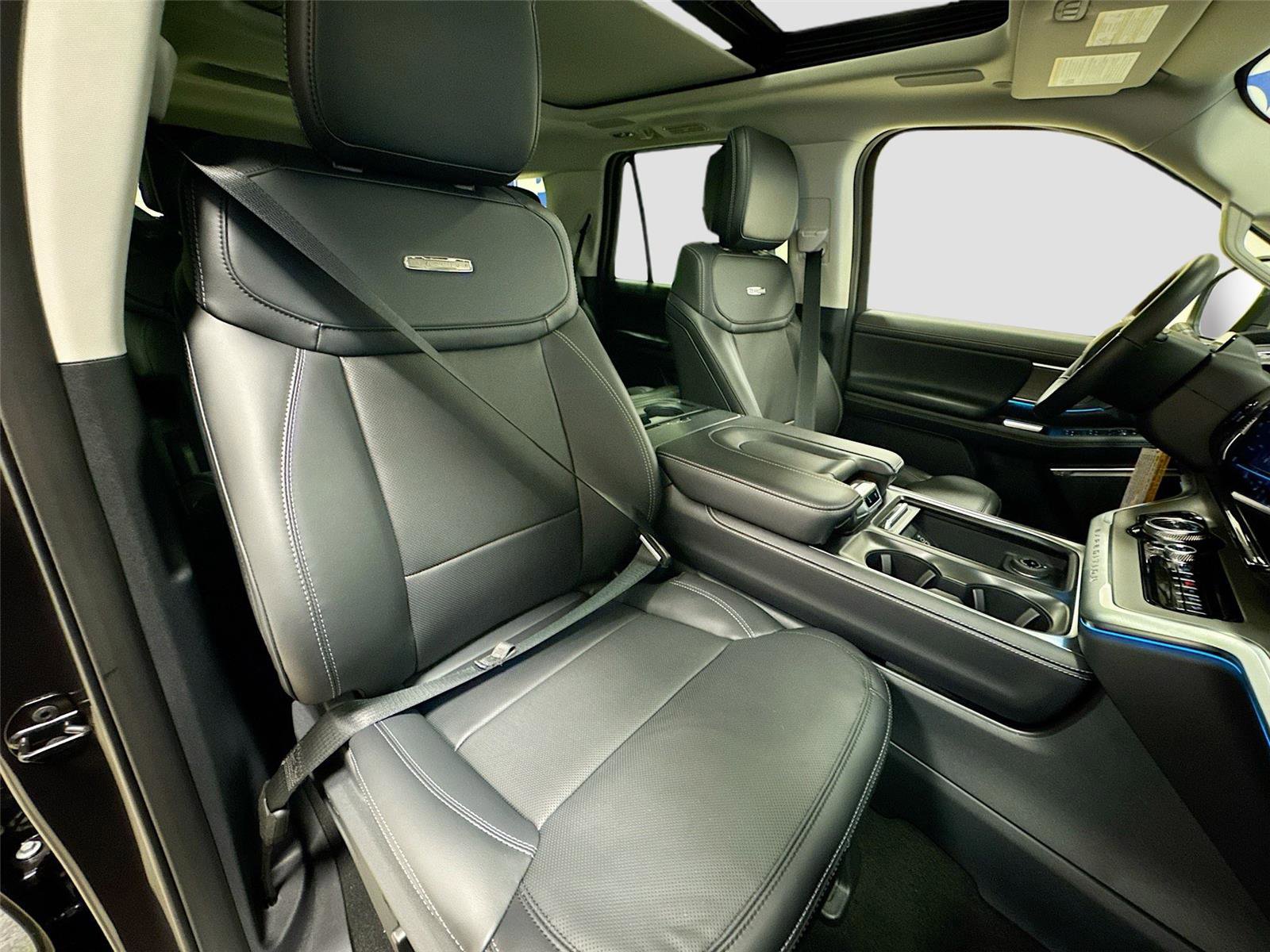 New 2026 Ford Expedition Max Platinum w/ Driver's Package image 30