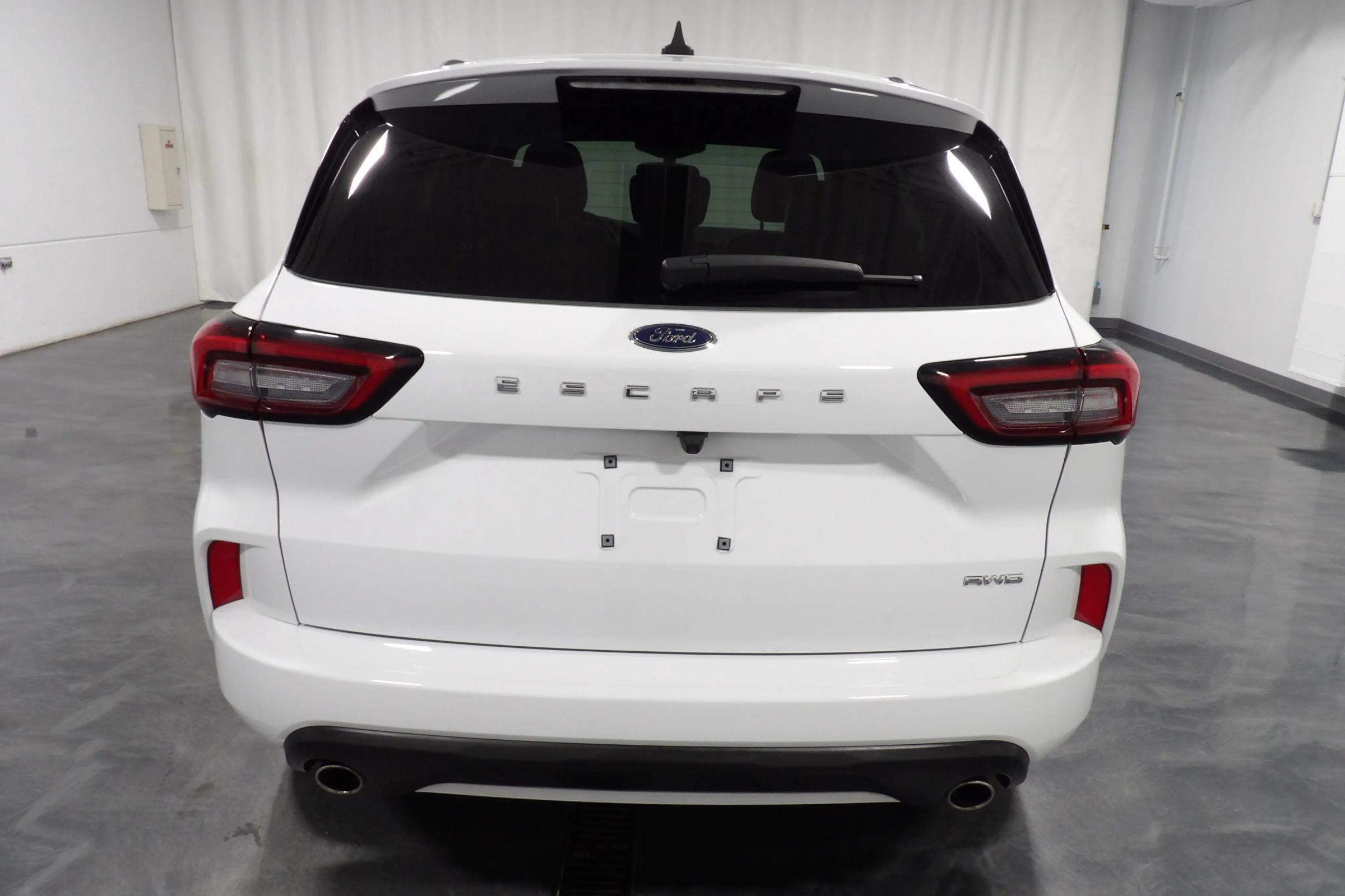 Used 2023 Ford Escape ST-Line AWD/4WD image 6