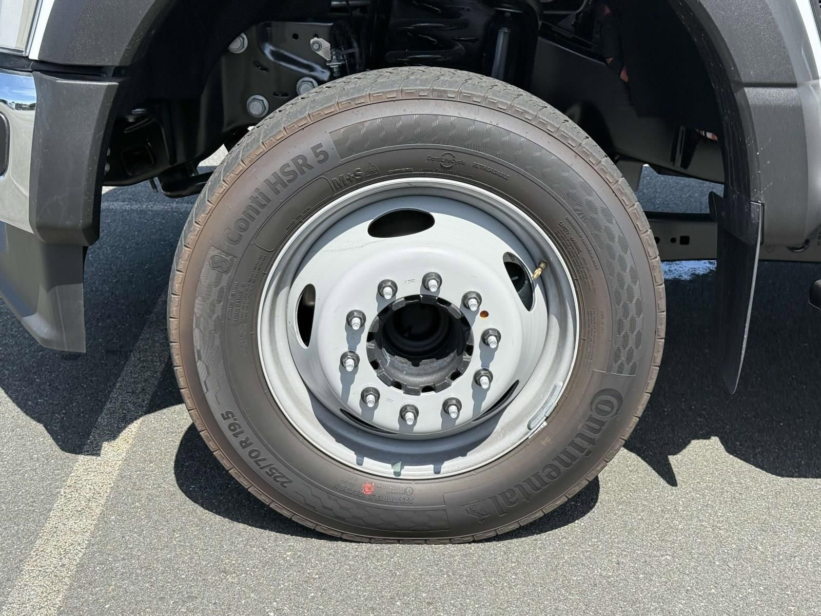 New 2025 Ford F450 XL RWD image 7