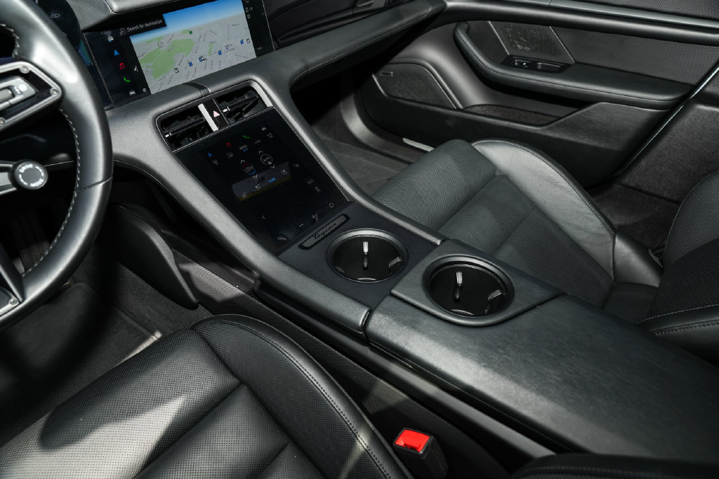 Certified 2021 Porsche Taycan 4S AWD/4WD image 27