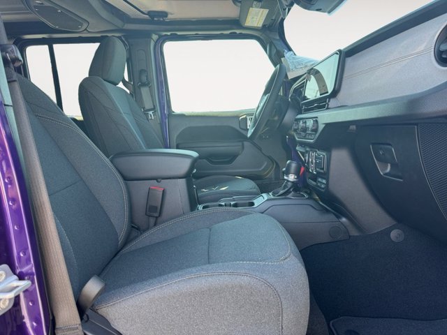 New 2026 Jeep Gladiator Sport AWD/4WD image 15